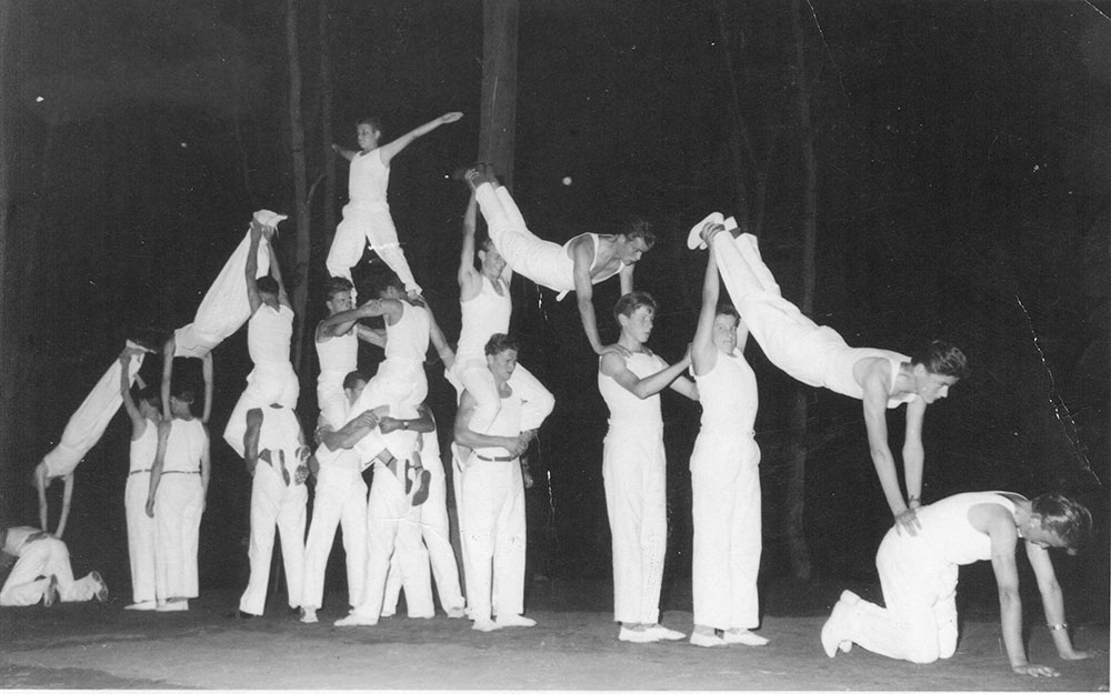 Menschliche Pyramide 1953